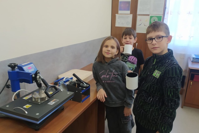 Занятие по профориентации в Инклюзивной мастерской